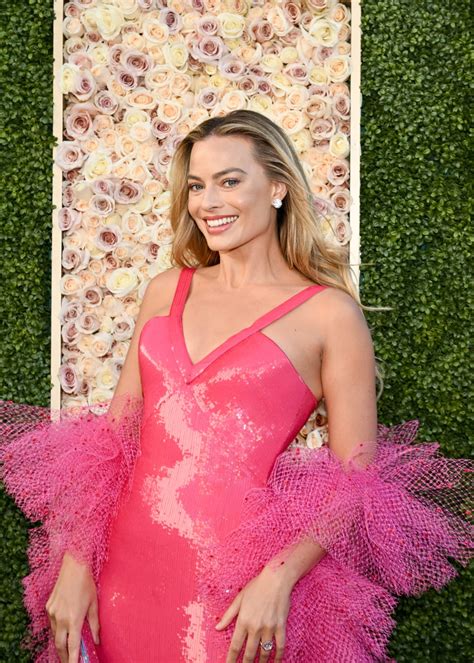 Stunning and Ugly Fashion From the 81st Golden Globe Awards